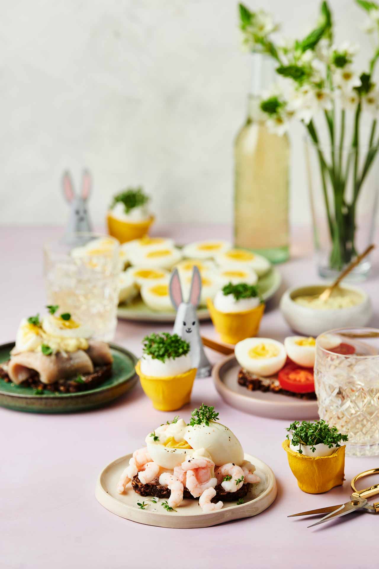 Pynt påskebordet med kreativitet og nærvær