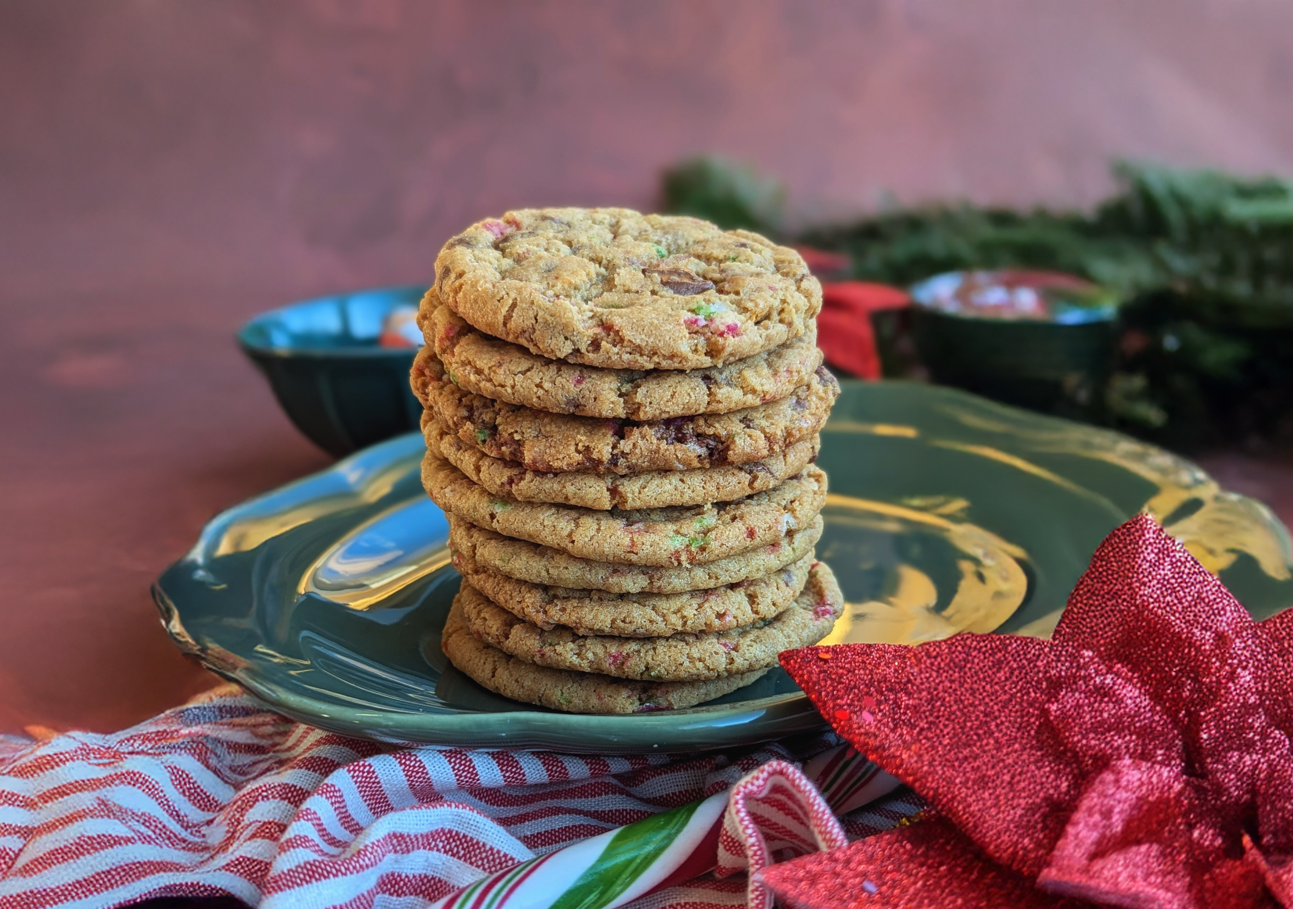 Julecookies med chokolade og julestok
